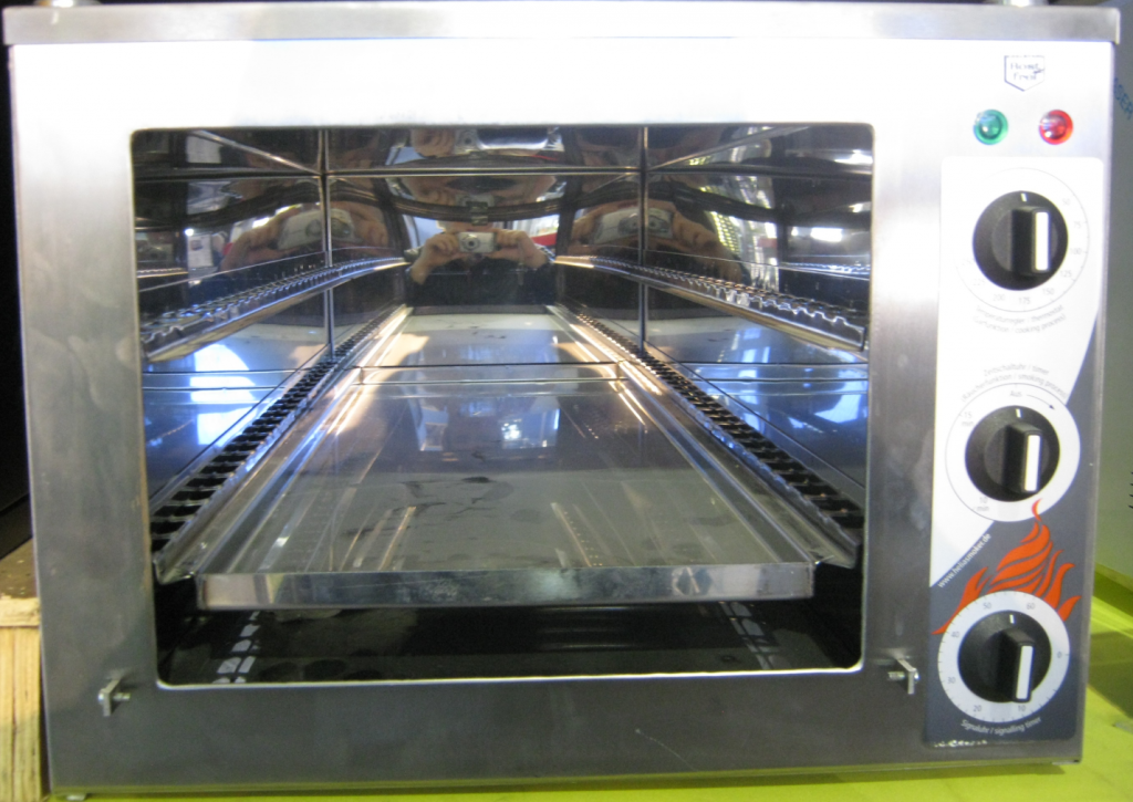 Обзор на Коптильная камера Helia 48 Коптильная камера Helia 48