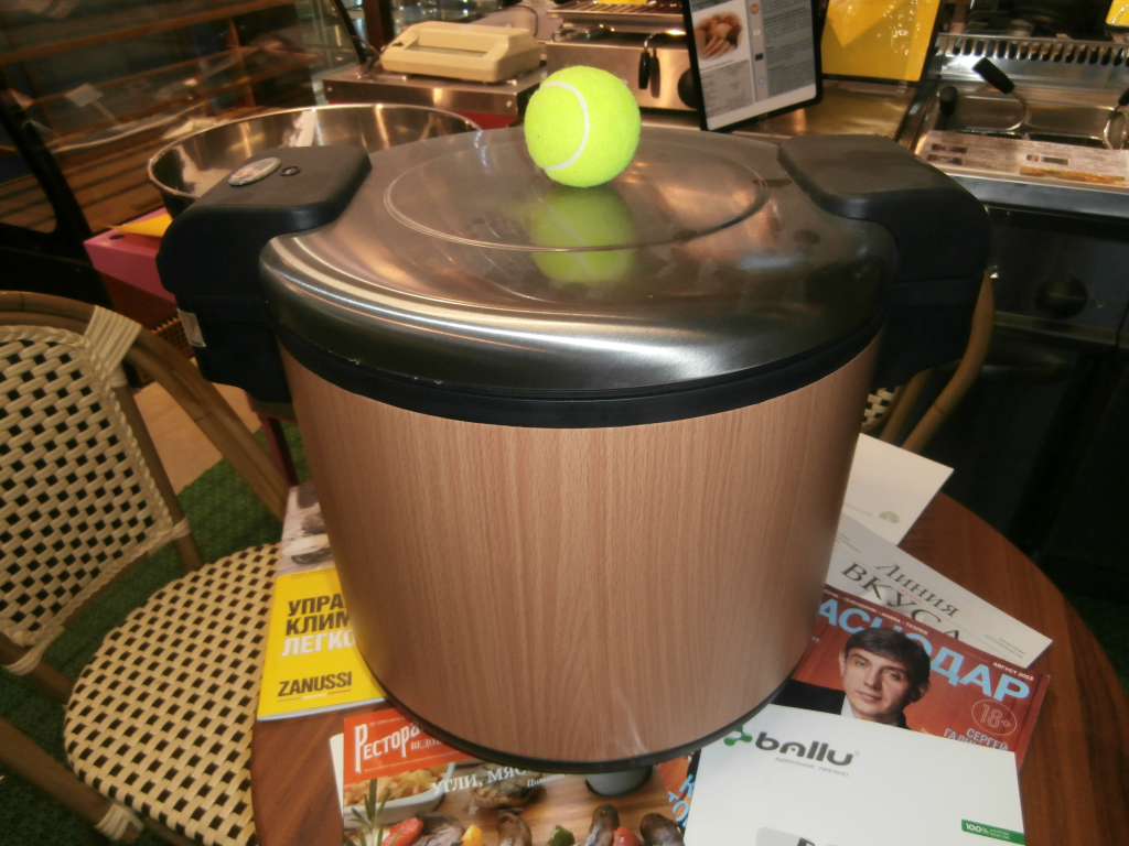 Обзор на Тепловой термос для риса STARFOOD SF-8000 Тепловой термос для риса STARFOOD SF-8000