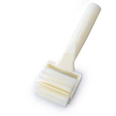 valik-60-mm-rezhushchiy-polosy-na-teste-martellato-rps-6