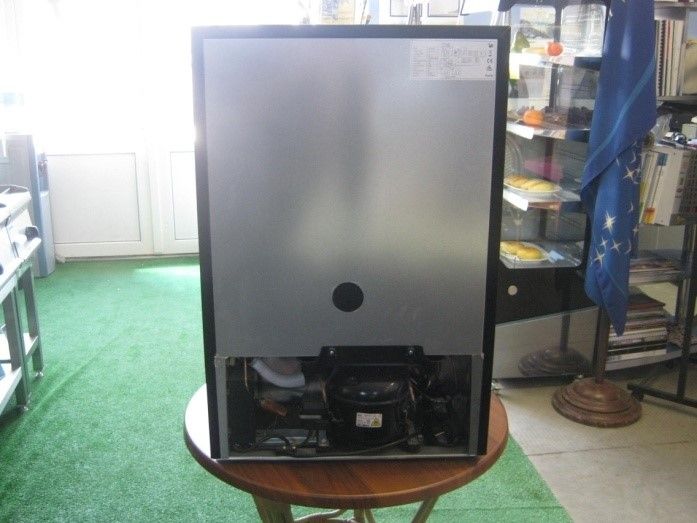 Обзор на Винный шкаф «Starfood JC – 128 D» Винный шкаф «Starfood JC – 128 D»