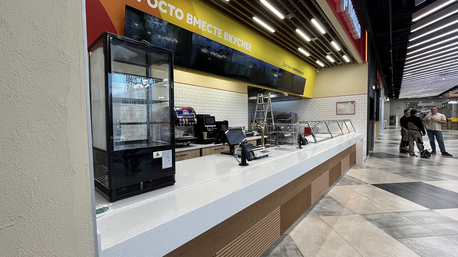 Как мы оснастили пиццерию «Ташир Пицца»: кейс работы с федеральной сетью