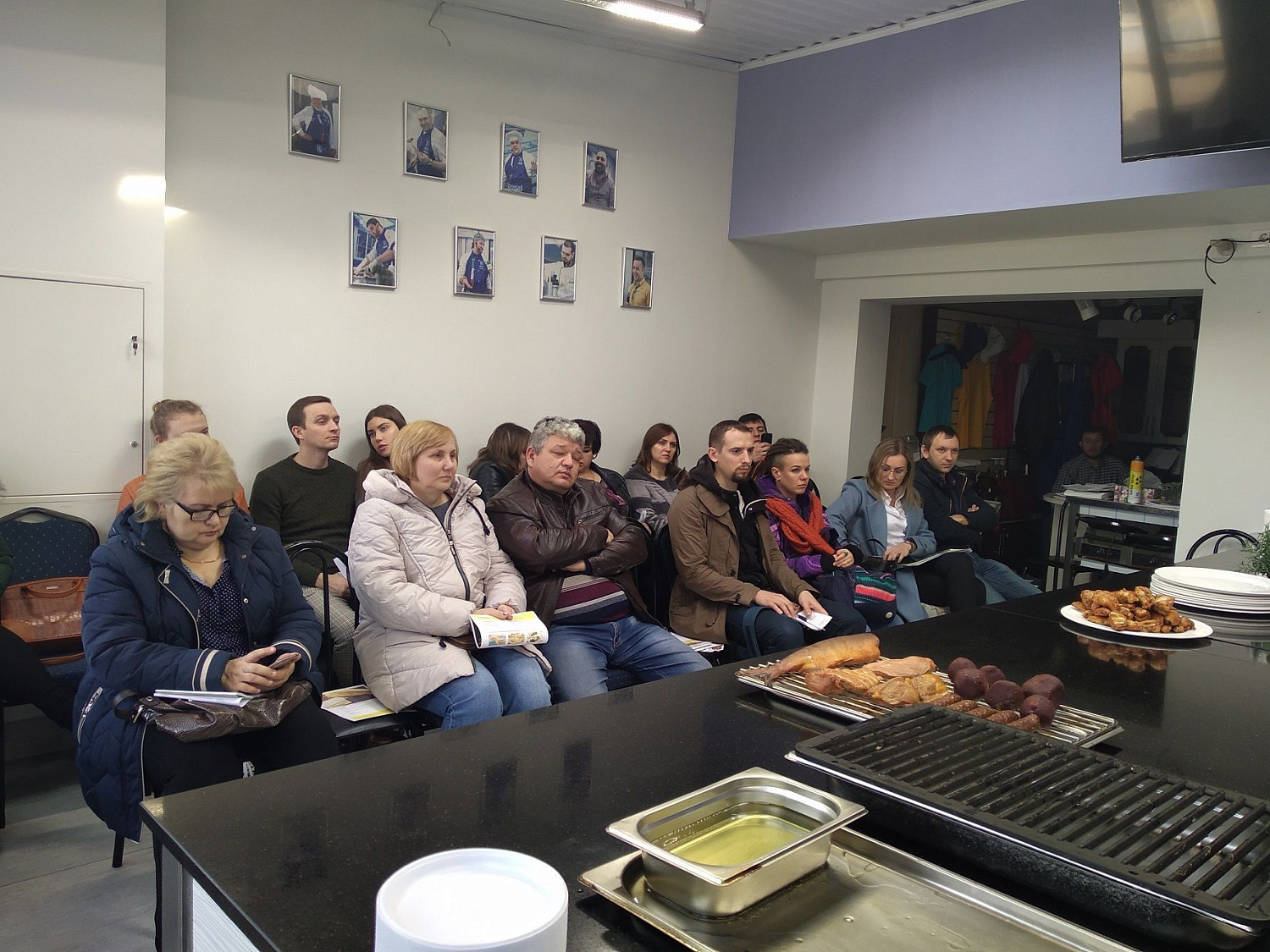 Мастер-класс «Копчение и приготовление мяса в пароконвектомате Rational. Сахарная помадка и маффины» 13.02.2019